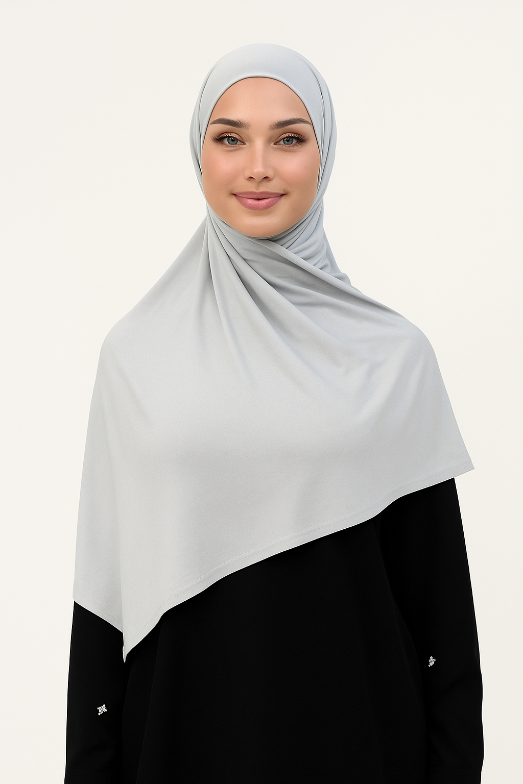 جمالك يستاهل هذا الخمار… دللي روحك اليوم